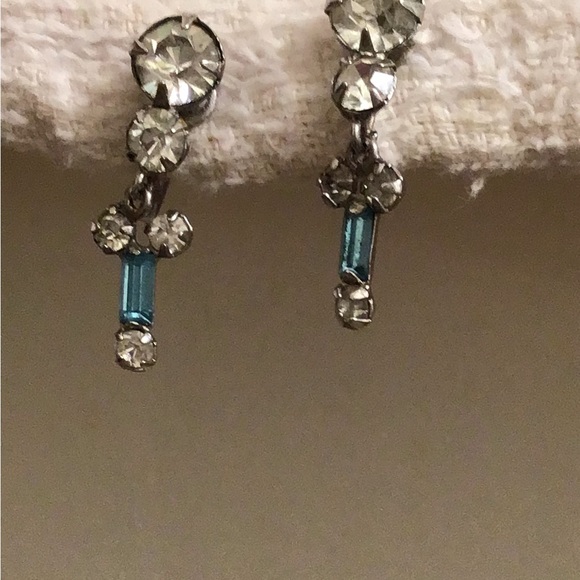 1940s rhinestone necklace with matching earrings - Picture 4 of 5